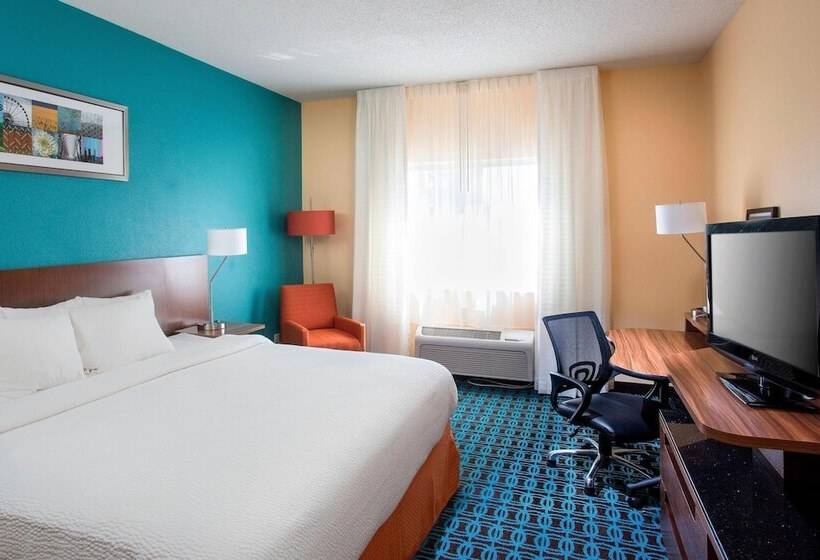 فندق Fairfield Inn & Suites Peru