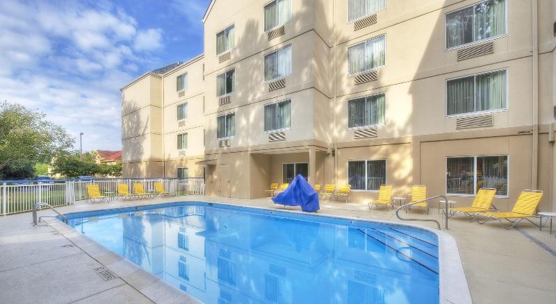 فندق Fairfield Inn & Suites Raleigh Crabtree Valley