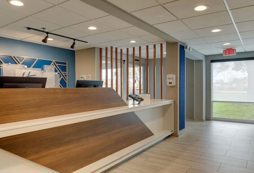 فندق Holiday Inn Express Kenner   New Orleans Airport, An Ihg