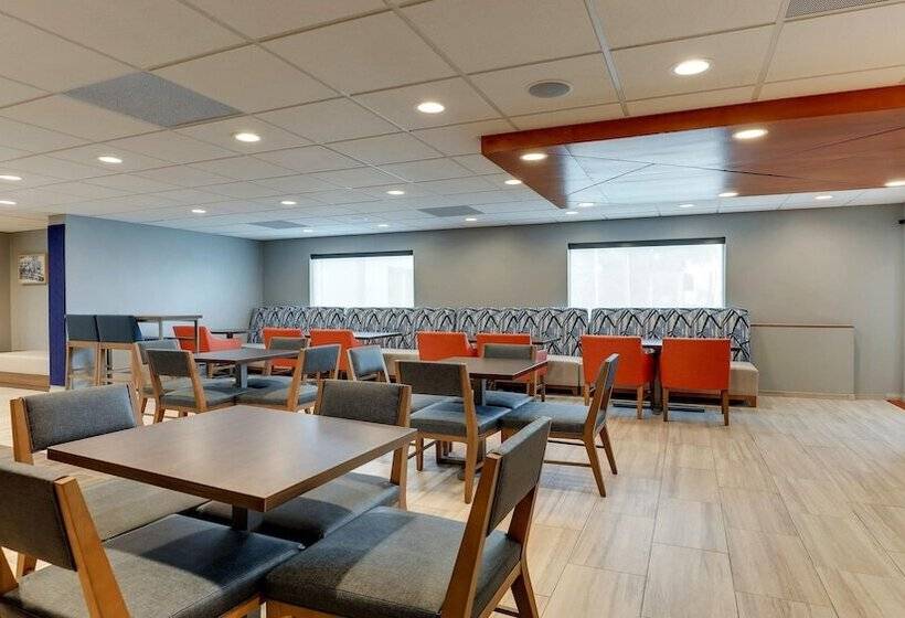 فندق Holiday Inn Express Kenner   New Orleans Airport, An Ihg