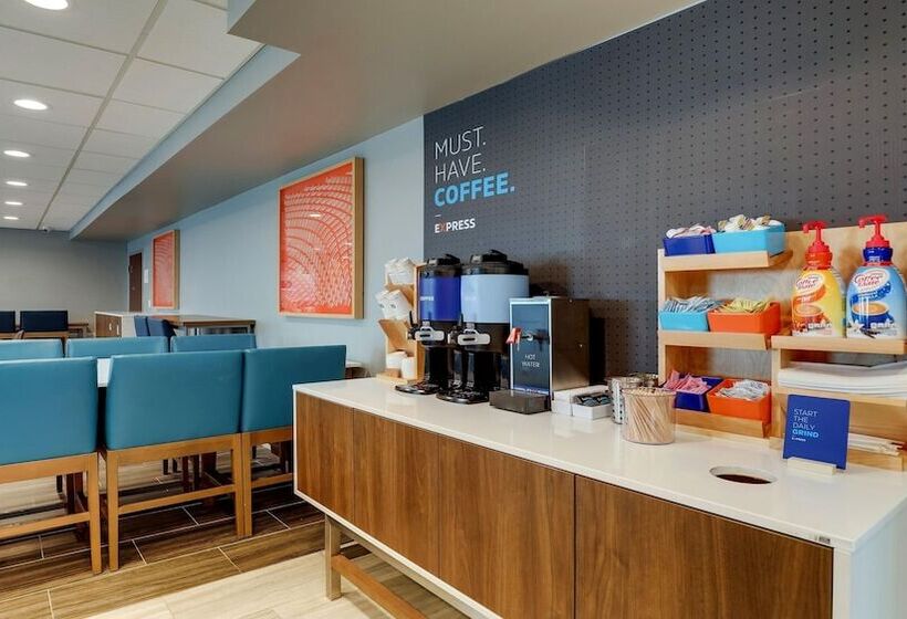 فندق Holiday Inn Express Kenner   New Orleans Airport, An Ihg