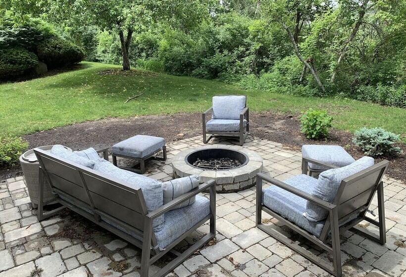 Hôtel Hometowne Studios By Red Roof East Lansing   Okemos