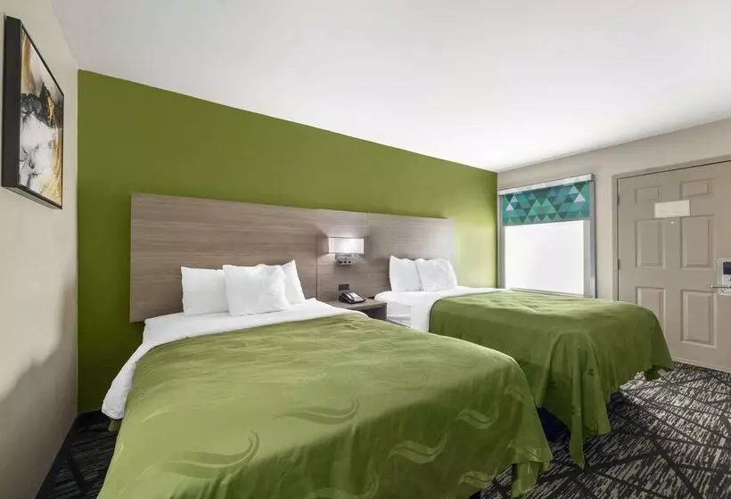 هتل Quality Inn