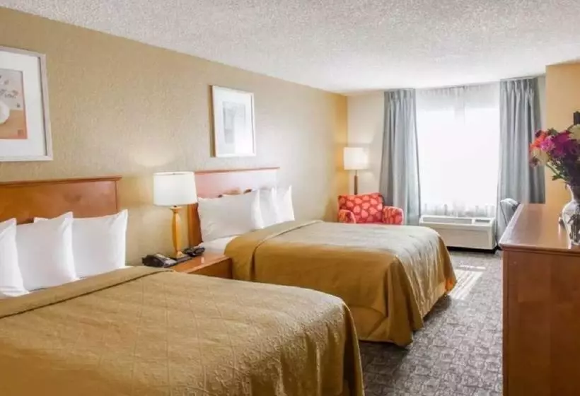 בית מלון כפרי Quality Inn Miami Airport  Doral