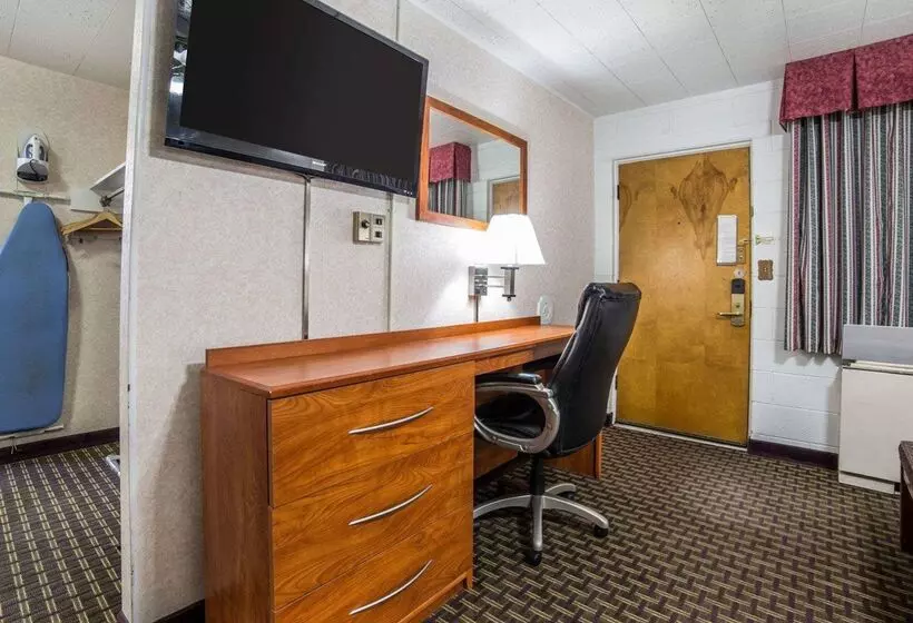 فندق Rodeway Inn Elko Downtown Area