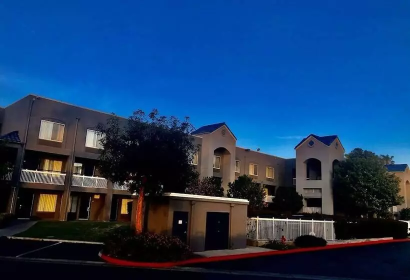 Surestay Hotel By Best Western Ontario Airport