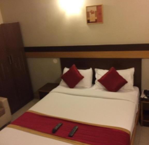 旅馆 Green Wood Inn An Executive