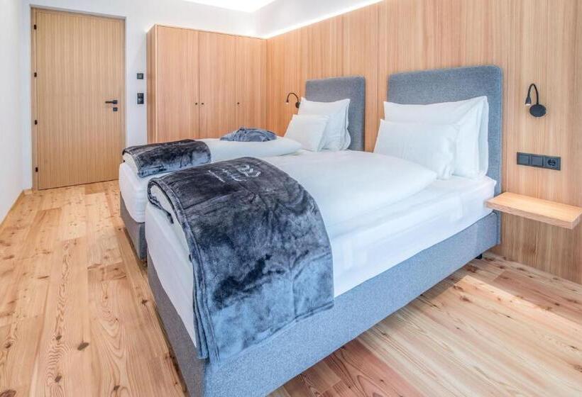 Отель Chalet & Appartement Zingerlehof Trens