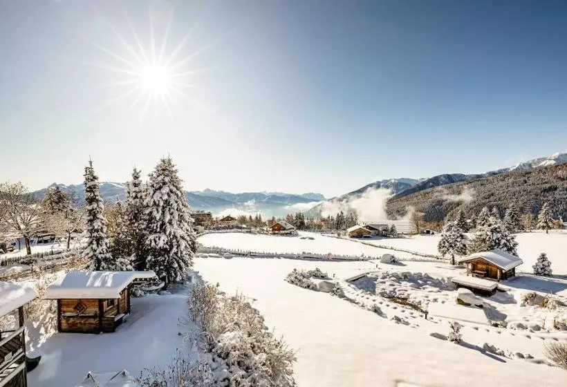 Hotelli Alpine Spa Resort Sonnenberg