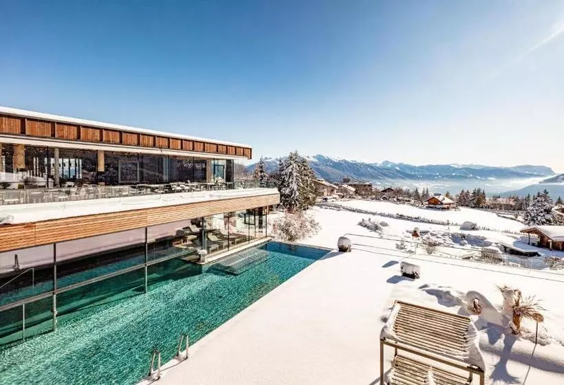 Hotelli Alpine Spa Resort Sonnenberg