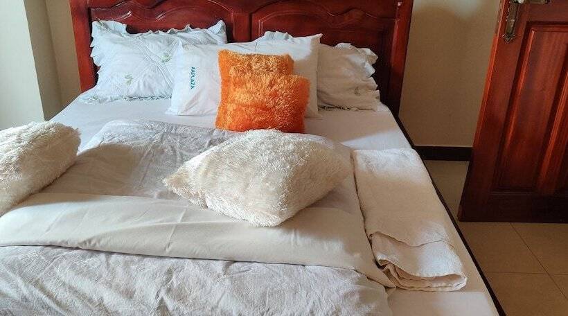 Airport Hotel Entebbe