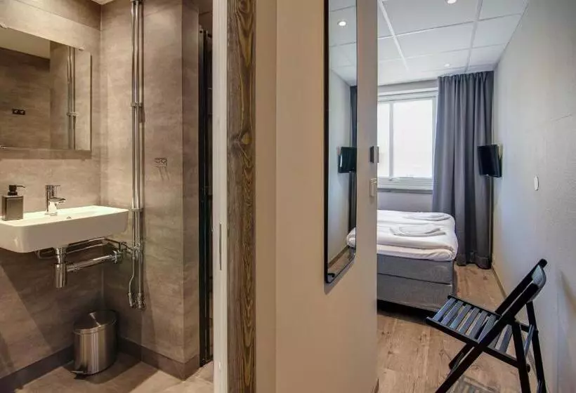 ユースホステル Karlskrona H&h