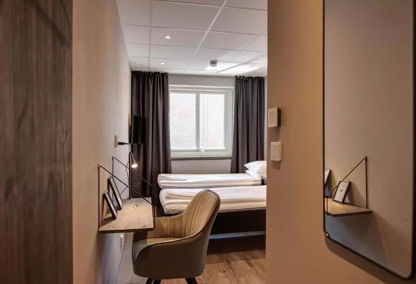 ユースホステル Karlskrona H&h