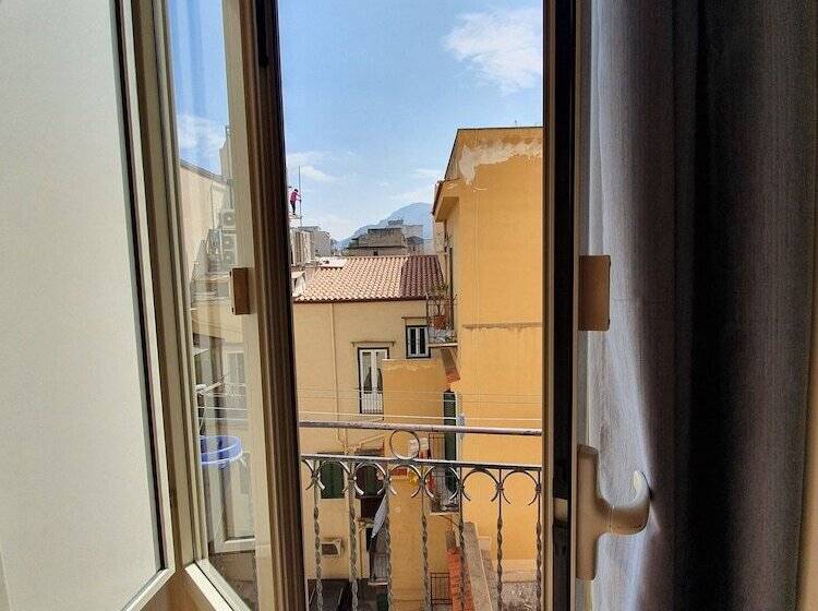 تختخواب و صبحانه Al Baglio Di Maqueda