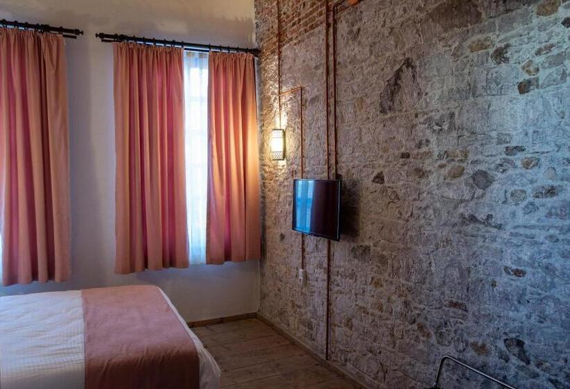 تختخواب و صبحانه Olea Leya Boutique