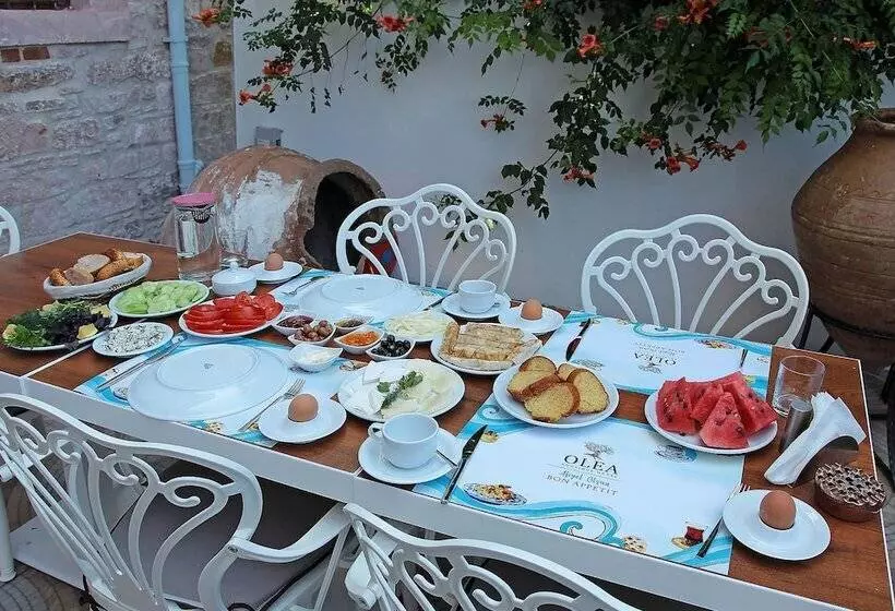 تختخواب و صبحانه Olea Leya Boutique