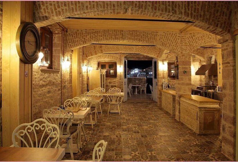 تختخواب و صبحانه Olea Leya Boutique