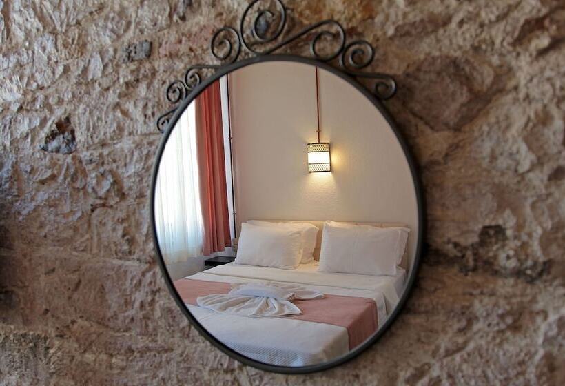 تختخواب و صبحانه Olea Leya Boutique