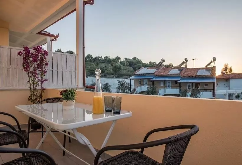 Caretta Village