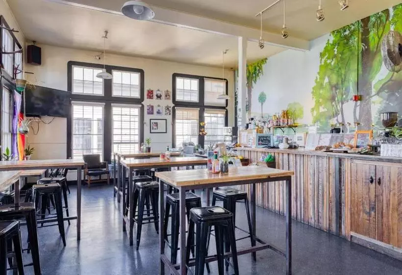 Hi San Francisco Fisherman's Wharf Hostel