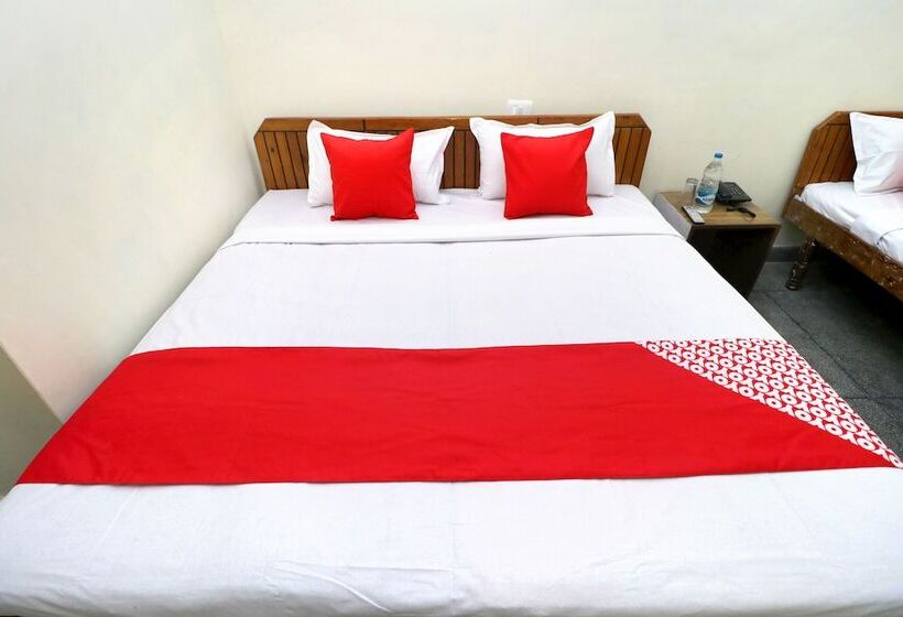 בית מלון כפרי Amrit Guest House By Oyo Rooms