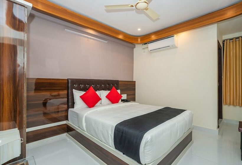 Hotelli Super Capital O Boulevard Elite Madiwala Near Ragigudda Sri Prasanna Anjanayeswamy Temple