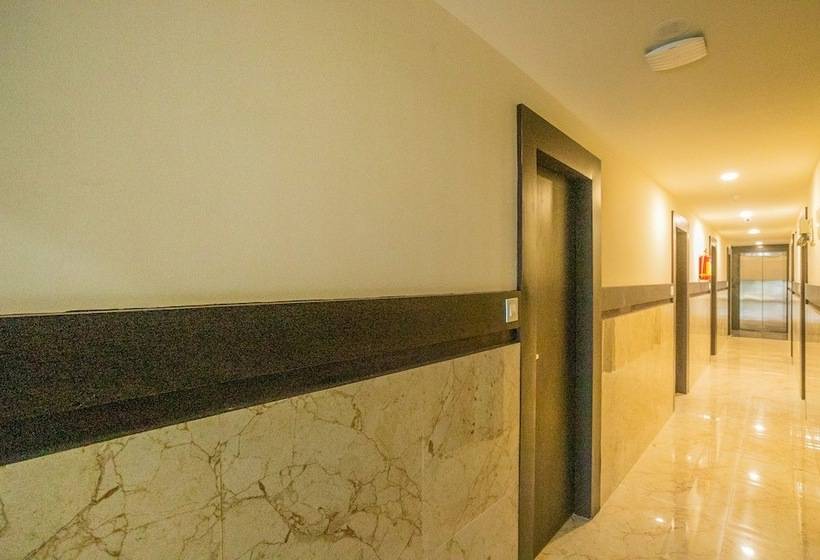 Hotelli Super Capital O Boulevard Elite Madiwala Near Ragigudda Sri Prasanna Anjanayeswamy Temple