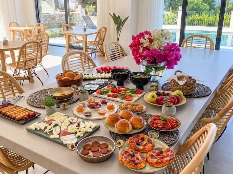 هتل Carruba Boutique