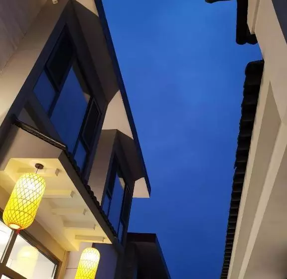 Hotelli Manbuyunduan.theme Inn