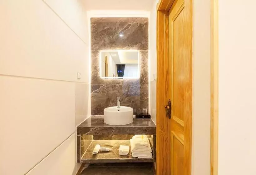 Hotelli Manbuyunduan.theme Inn