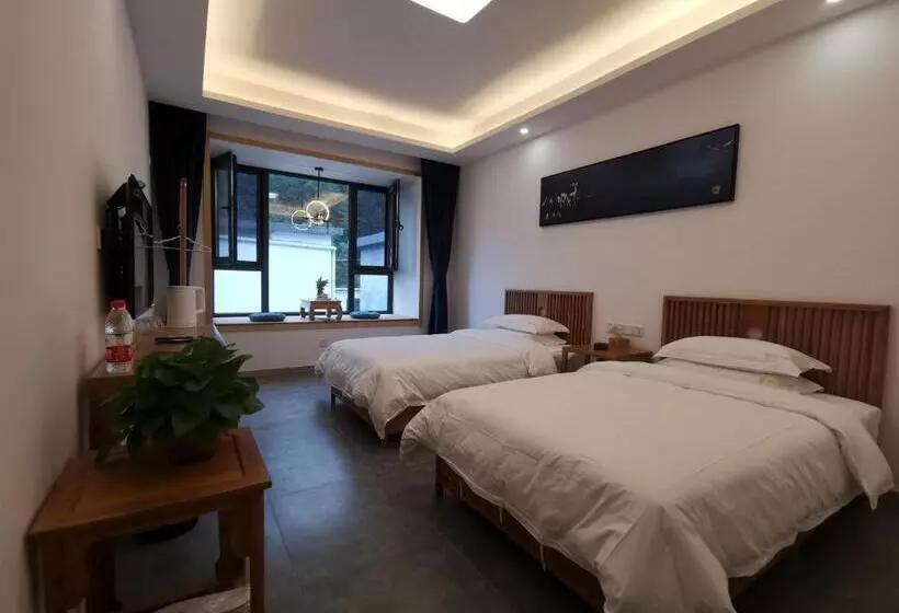 Hotelli Manbuyunduan.theme Inn