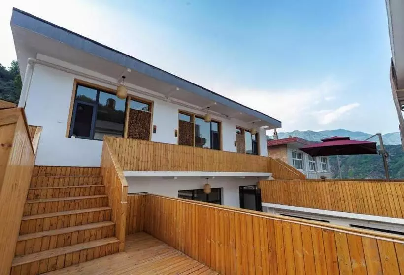 Hotelli Manbuyunduan.theme Inn