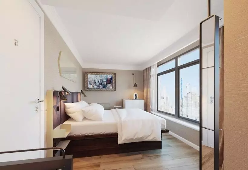 Hotelli Pestana Park Avenue