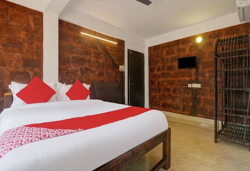 בית מלון כפרי Sal De Goa By Oyo Rooms