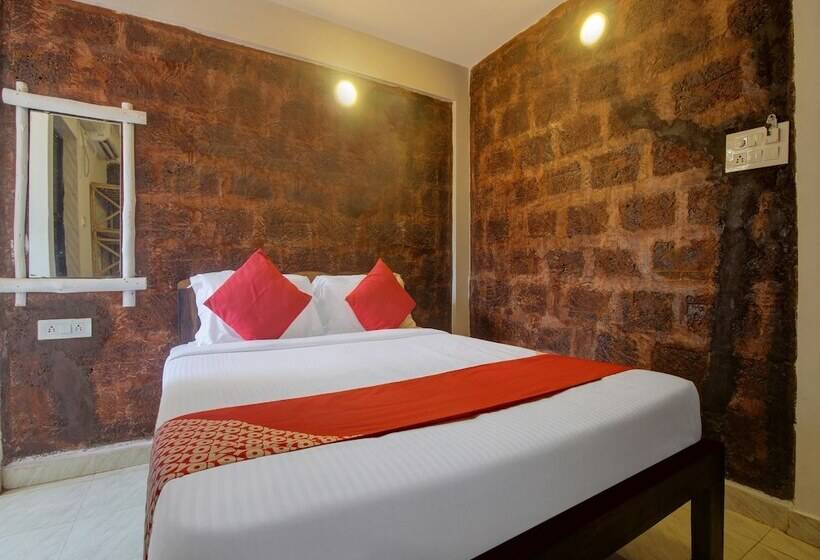 בית מלון כפרי Sal De Goa By Oyo Rooms
