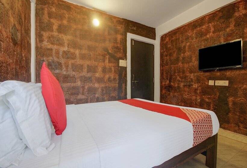 בית מלון כפרי Sal De Goa By Oyo Rooms