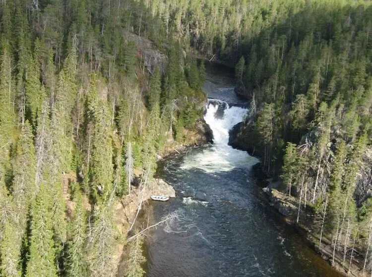 Majatalo Basecamp Oulanka