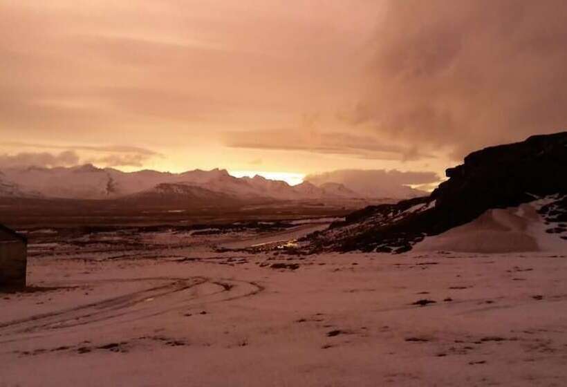 پانسیون Gljúfraborg