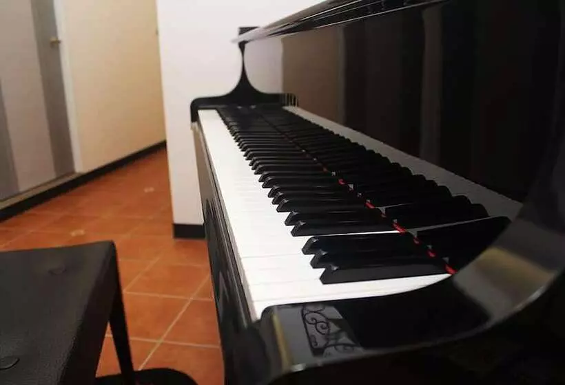 پانسیون Little Pianist Hostel