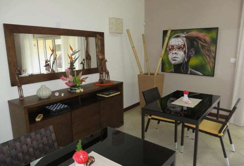 پانسیون Villa Kreola