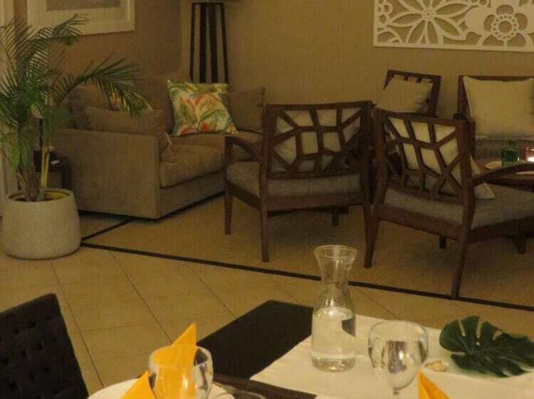 پانسیون Villa Kreola