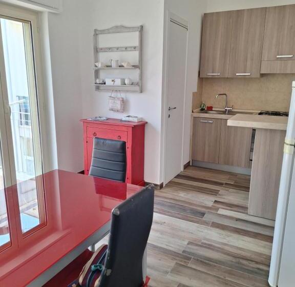 פנסיון Vistamare House