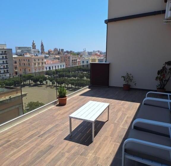 פנסיון Vistamare House