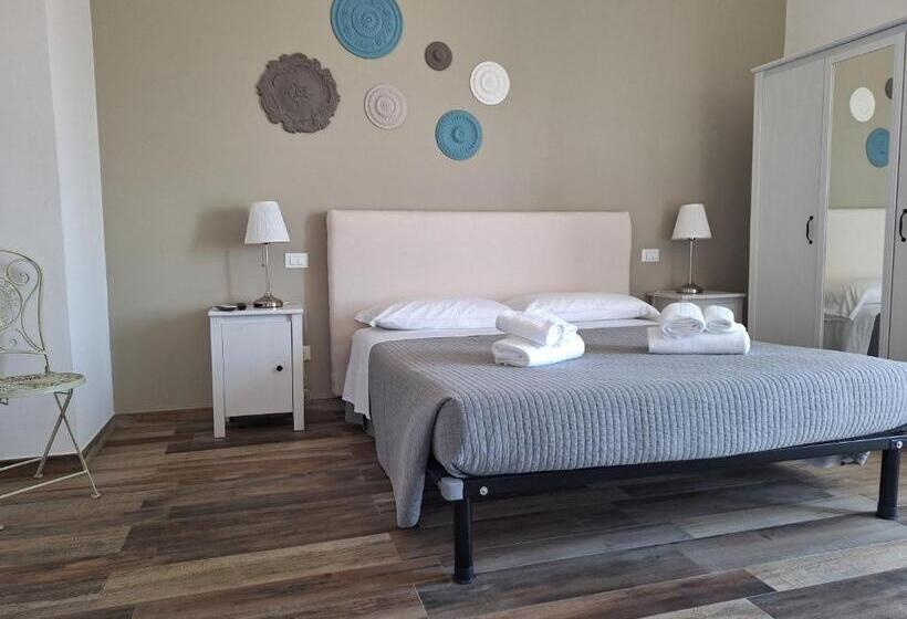 פנסיון Vistamare House