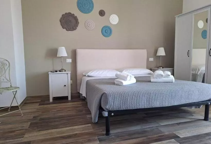 ペンション Vistamare House