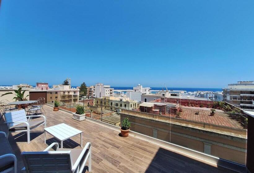 פנסיון Vistamare House