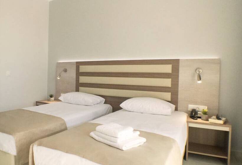 Perla Hotel Halkidiki