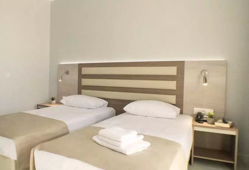 Perla Hotel Halkidiki