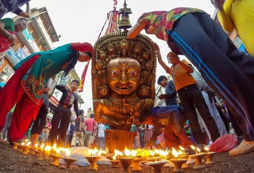 تختخواب و صبحانه Dalucha Heritage Home