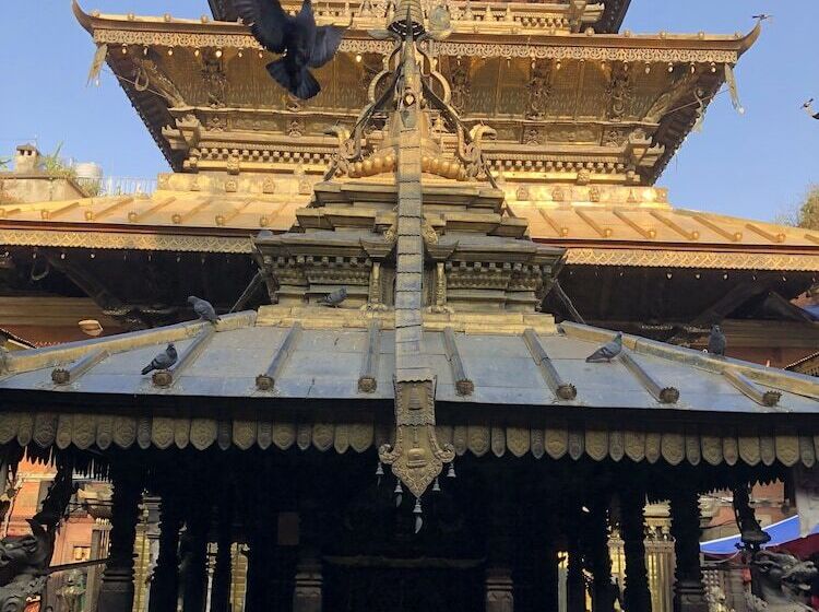 تختخواب و صبحانه Newa Chen Historic House Unesco